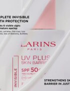 Clarins UV Plus Translucent SPF50 napozó krém az arcra SPF 50 30 ml