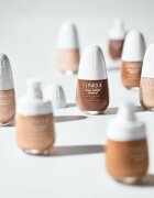Clinique Even Better™ Clinical Serum Foundation ápoló alapozó SPF 20 árnyalat WN 16 Buff 30 ml