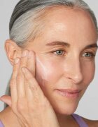 Clinique Smart Clinical™ Repair Lifting Face + Neck Cream fiatalító krém arcra és nyakra. 50 ml