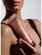 COCOSOLIS FILTER Instant Body Perfector alapozó testre árnyalat Medium 100 ml