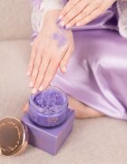 Crystallove Amethyst Shimmer Body Scrub testpeeling 200 g