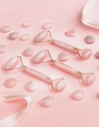 Crystallove Rose Quartz Selflove Set masszázs henger az arcra és masszázs szegédeszköz