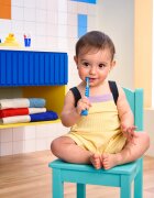 Curaprox Baby 0-4 Years fogkefe gyermekeknek 1 db
