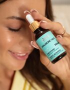 Delia Cosmetics Hyaluronic Acid feszesítő szérum arcra nyakra és dekoltázsra 30 ml