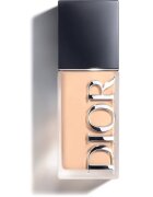 DIOR Forever Skin Wear tartós matt alapozó SPF 20 árnyalat 1.5 Warm 30 ml