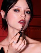 DIOR Rouge On Stage Ink Blur Matte kenődésmentes folyékony rúzs - elhomályosító matt hatás árnyalat 999 6 ml