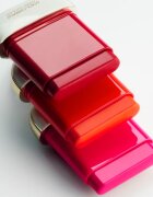 Dolce&Gabbana Cherry Glaze Bar krémes arcpirosító stift stift árnyalat 04 Sunny Red - Pop Red 11 g