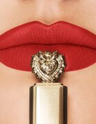 Dolce&Gabbana Flawless Everkiss Liquid Lip Mini mattító folyékony rúzs árnyalat 405 Devotion - Perfect Vibrant Red 3 ml