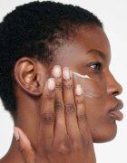 Dr. Hauschka Facial Care revitalizáló nappali arctej száraz bőrre 50 ml