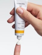 Dr. Hauschka Facial Care Rose Day Cream nappali krém rózsából 30 ml
