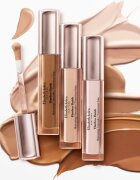Elizabeth Arden Flawless Finish Skincaring Concealer tartós korrektor árnyalat 625 5.9 ml