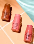essence BABY GOT BLUSH pirosító stick árnyalat 10 tickle me pink 5.5 g