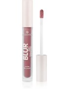 essence Blur Soufflé mattító folyékony rúzs árnyalat 10 Status Toast 3.6 ml