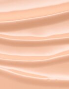 essence BRIGHTEN UP! Cushion Foundation alapozó sminkszivaccsal árnyalat 11 Sand 12 g