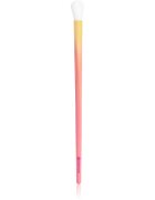 essence BRUSH IT LIKE IT'S ART blending brush blending ecset 01 Blending Is Like Cardio For Artists 1 db