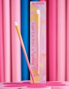 essence BRUSH IT LIKE IT'S ART pencil brush szemhéjfesték ecset 01 Precision Meets Paint-spiration 1 db