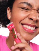 essence Chili Bomb dúsító ajakfény 10 ml