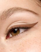 essence COLOUR it! szemhéjtus árnyalat 05 Chocolate Brown 3 ml