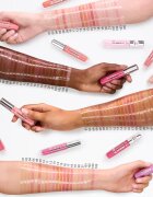 essence Extreme Shine dúsító ajakfény árnyalat 21 Pretty in Pink 5 ml