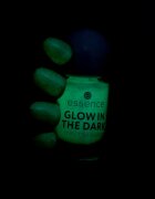 essence GLOW IN THE DARK körömlakk mini 5 ml