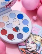 essence Harley Quinn szemhéjfesték paletta árnyalat 02 Mad Love 102 g