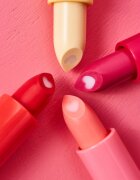 essence HEART CORE ajakbalzsam árnyalat 01 Cherry 3 g