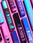 essence I LOVE EXTREME crazy volume vízálló és tömegnövelő szempillaspirál árnyalat 01 Cozy Brown 12 ml