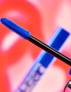 essence I LOVE EXTREME dúsító szempillaspirál árnyalat Blue 12 ml