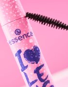 essence I LOVE LENGTH vízálló és tömegnövelő szempillaspirál árnyalat 01 Ultra Black 9 ml