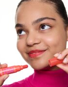 essence JUICY TINT ajakfilc árnyalat 02 Strawberry Szn 3.5 ml