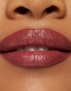 essence satin GLOW krémes rúzs szatén finish-el árnyalat 05 Chai There! 3.5 g