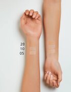 essence Skin Lovin' Sensitive folyékony korrektor árnyalat 10 Light 35 ml