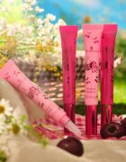 essence SO CHERRY happy ajakfény peptidekkel árnyalat 01 Cherry On Top 10 ml
