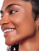 essence Soft Touch bronzosító matt hatással árnyalat 10 whipped buttercup 10 g
