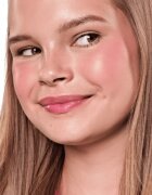 essence Soft Touch matt krémes arcpírositó árnyalat 40 roses in berry 5 g
