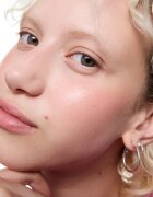 essence water DEW SERUM BLUSH folyékony arcpirosító élénkítő hatással árnyalat 30 Rose Mood 3.5 ml