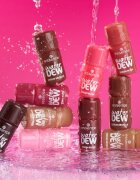 essence water DEW SERUM BRONZER folyékony bronzosító élénkítő hatással árnyalat 30 Spritz Glow 3.5 ml