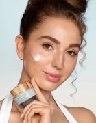 Estée Lauder DayWear Multi-Protection Anti-Oxidant 24H-Moisture Creme (Normal/Combination Skin) nappali védőkrém normál és kombinált bőrre SPF 15 50 m