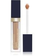 Estée Lauder Futurist Soft Touch Brightening Skincealer Világosító korrektor árnyalat 2.5C 6 ml