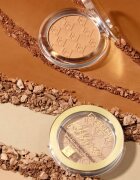 Eveline Cosmetics Feel The Bronze bronzosító és kontúrozó púder árnyalat 01 Milky Way 4 g