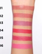 Eveline Cosmetics Kiss Me Quick! hidratáló rúzs matt hatással árnyalat 02 4.2 g