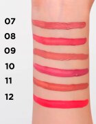 Eveline Cosmetics Wonder Match tartós matt folyékony rúzs hialuronsavval árnyalat 10 Berry Rose 6.8 ml