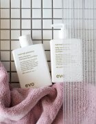 EVO Style Normal Persons hidratáló kondicionáló normál és zsíros hajra 300 ml