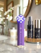 FOREO FAQ™ 401 kettős mikroáramú LED-es tonizáló készülék 1 db