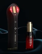 FOREO FAQ™ 502 fejlett készülék az arcbőr revitalizálásához és fiatalításához LED és NIR infravörös fénnyel 1 db