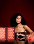 FOREO FAQ™ Red Light Peptide Serum LED-terápiás hatásfokozó arcszérum peptidekkel 30 ml