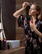 FOREO FAQ™ Red Light Peptide Serum LED-terápiás hatásfokozó arcszérum peptidekkel 30 ml