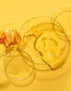 FOREO Farm to Face Sheet Mask Manuka Honey hidratáló és revitalizáló arcmaszk 3x20 ml
