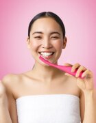 FOREO ISSA™ 4 elektromos fogkefe Fuchsia 1 db
