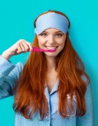 FOREO ISSA™ 4 Smile elektromos fogkefe 5 éves kortól Wild Strawberry 1 db